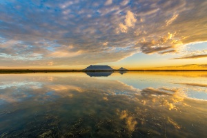 Table Mountain fresh water reflection