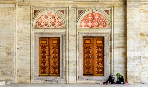 Istanbul learners Candid photo inside one of Istanbul's mosque's